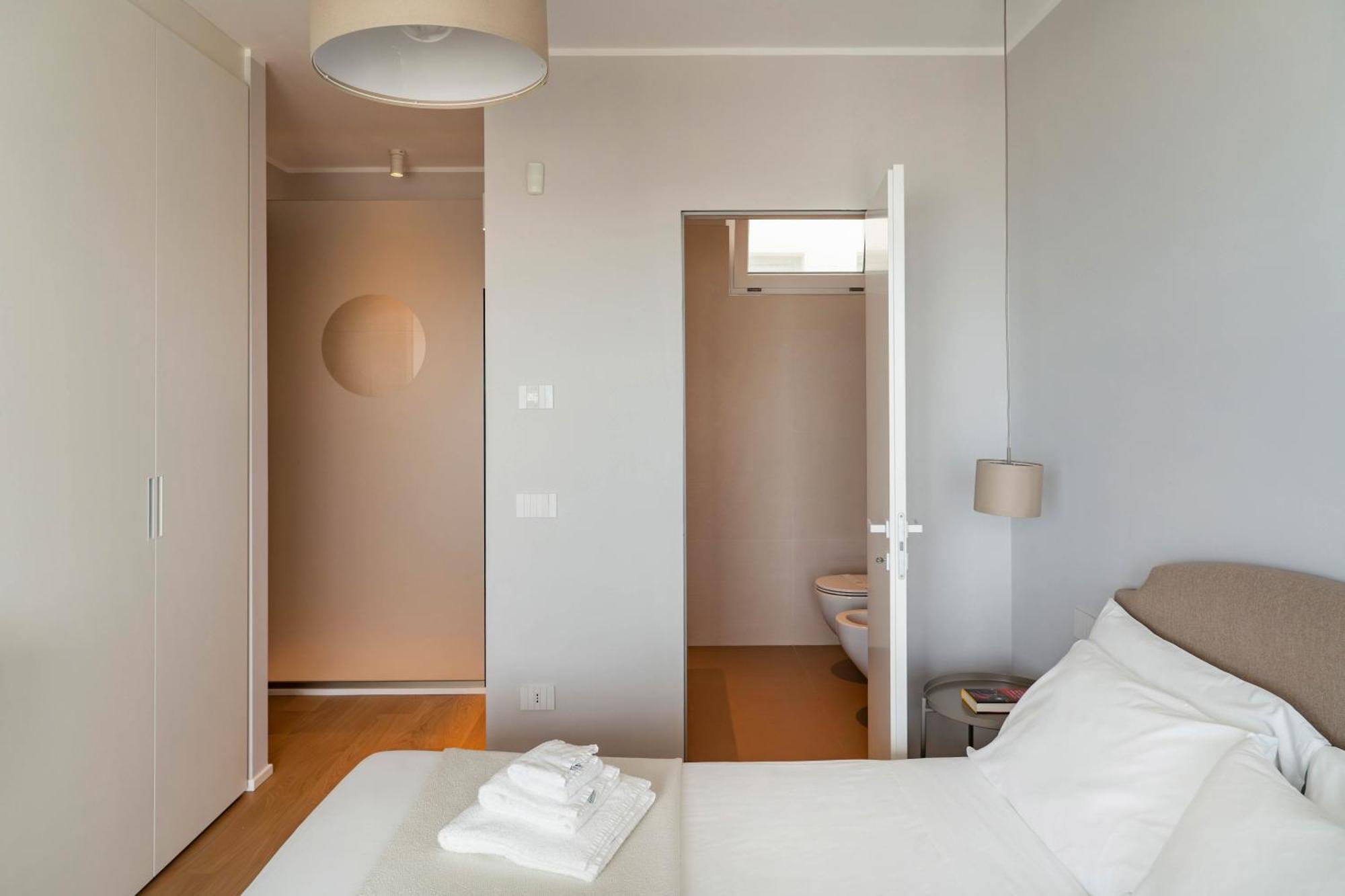 Palazzo Verdi Luxury Accomodation Bari Eksteriør billede