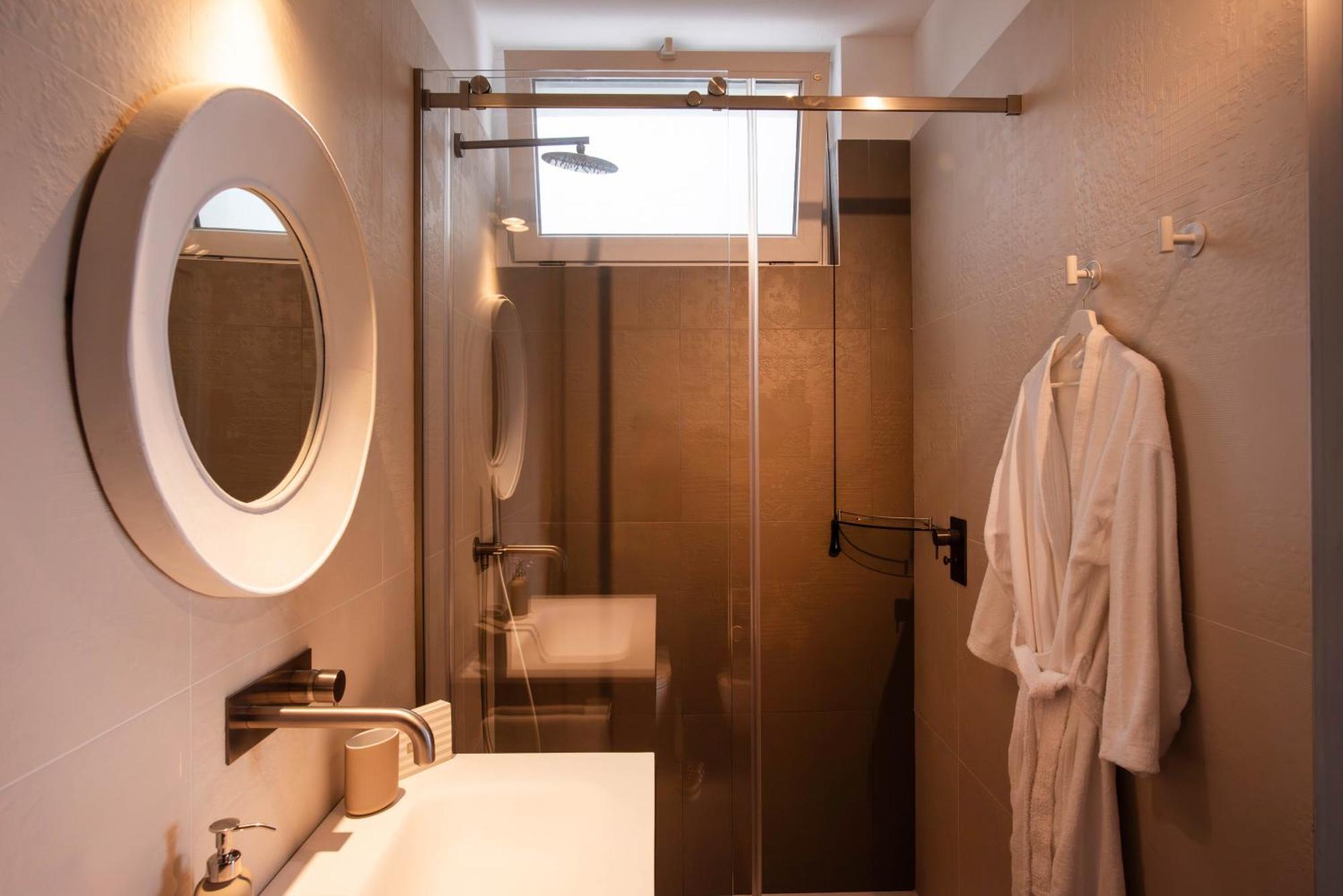 Palazzo Verdi Luxury Accomodation Bari Eksteriør billede